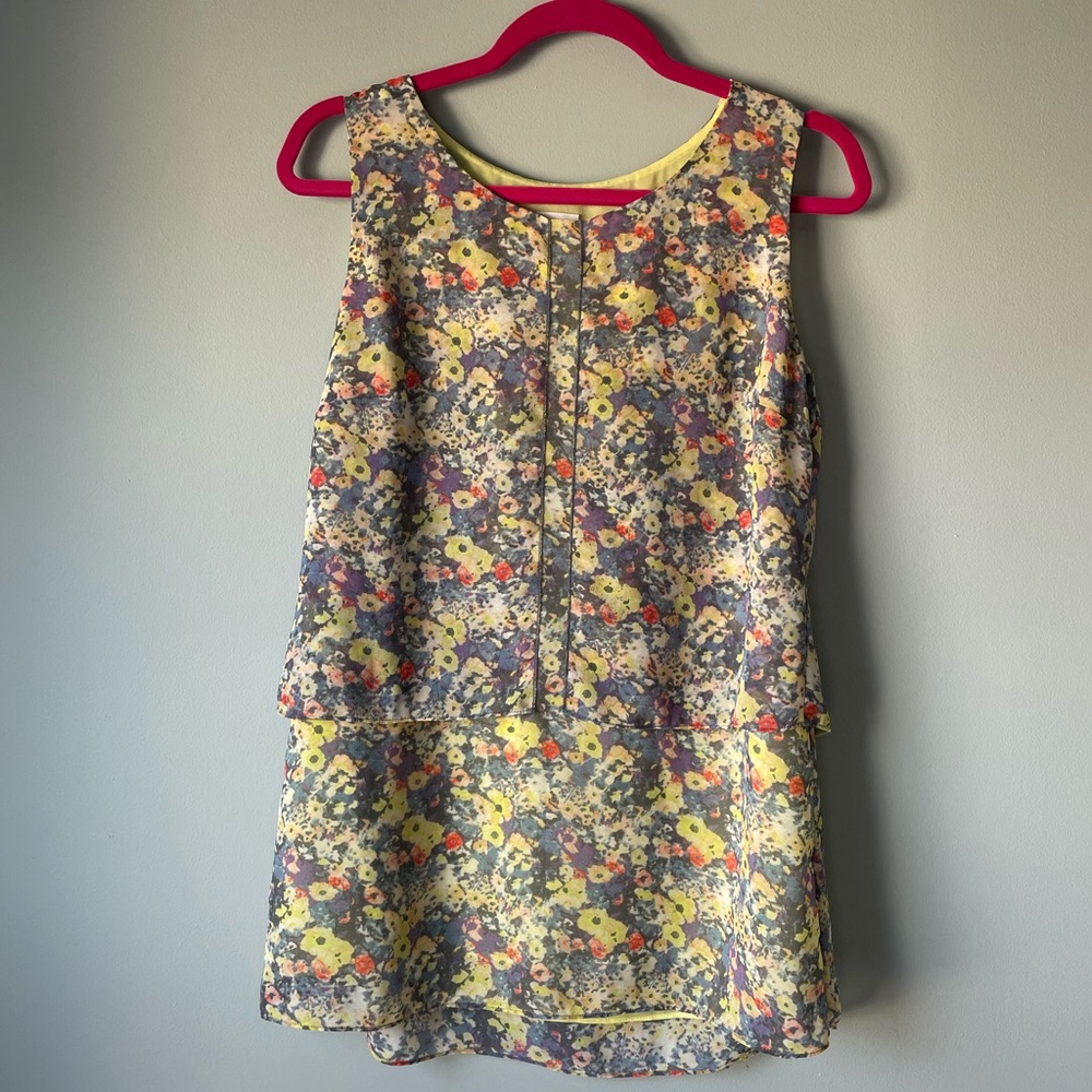 Cabi floral tunic shirt floral lightweight sleeveless tank top